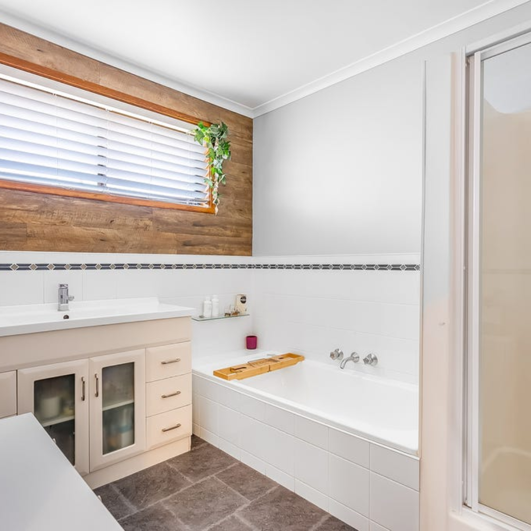 HENRY STREET, SORELL TAS BEFORE & AFTER (9)