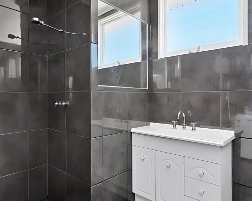 Centenary Cres New 2 10