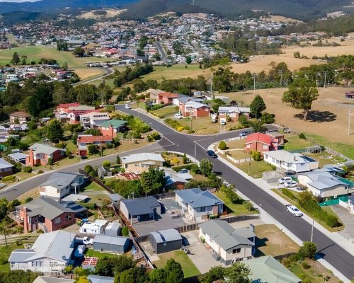 Centenary Cres New 2 4